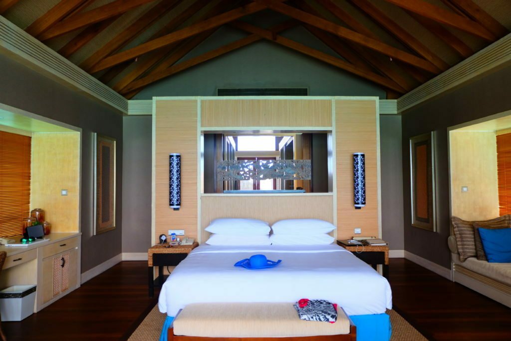 Shangri-La's Villingili Resort Maldives Bedroom