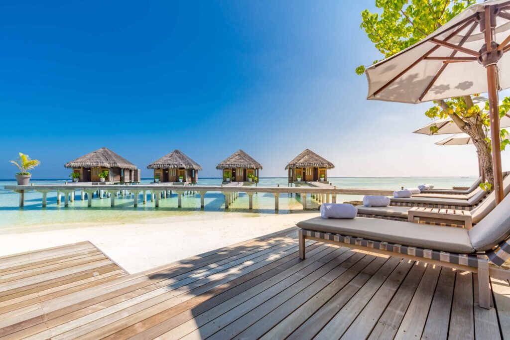 Maldives vs Bora Bora: Best Times to Visit