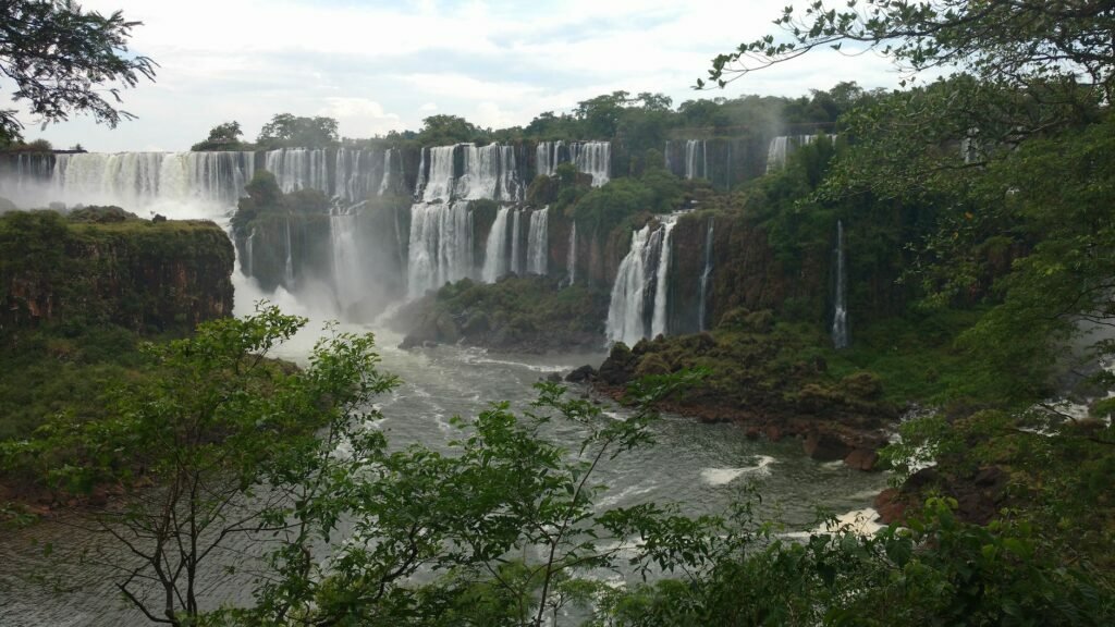 the picturesque view of the iguazu falls